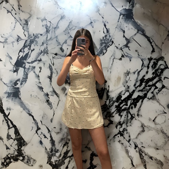 Dresses & Skirts - ♥️ Elegant Cream Polka Dot Dress